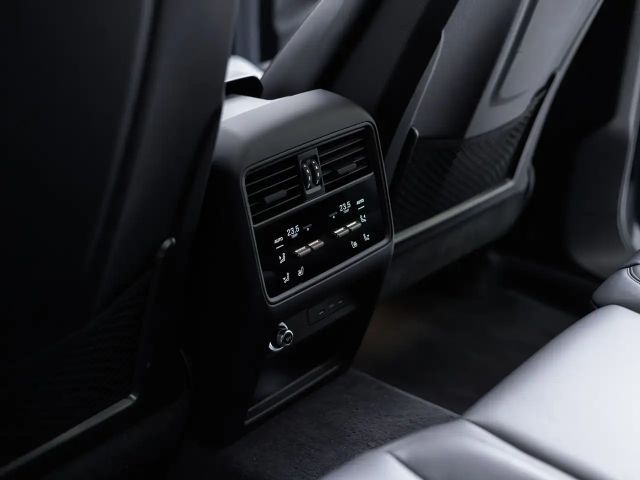 Porsche Cayenne E-Hybrid Turbo