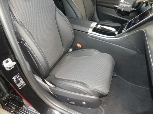 Mercedes-Benz C 200 AVANTGARDE Estate