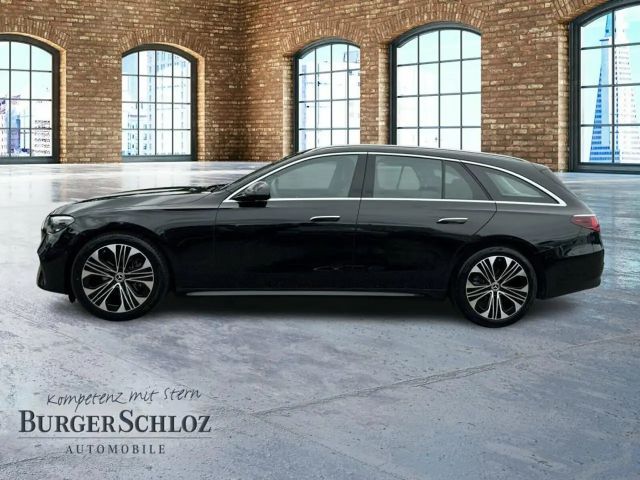 Mercedes-Benz E 200 AVANTGARDE Estate
