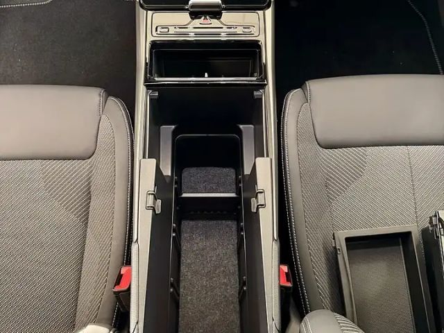 Ford Explorer EV RWD