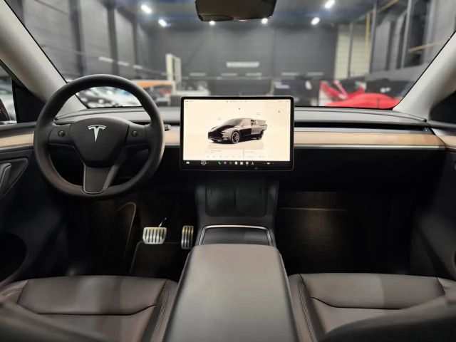 Tesla Model Y Performance
