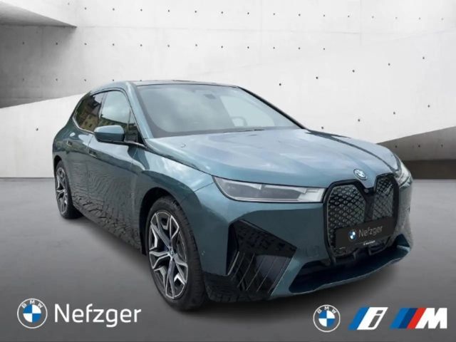 BMW iX xDrive50