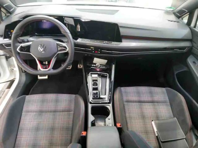 Volkswagen Golf DSG GTI