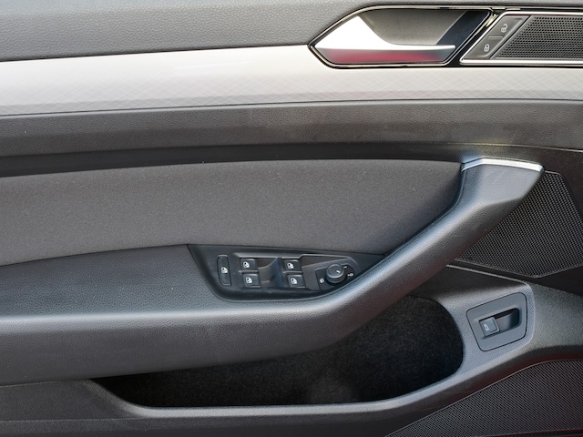 Volkswagen Passat 2.0 TDI Business DSG Variant