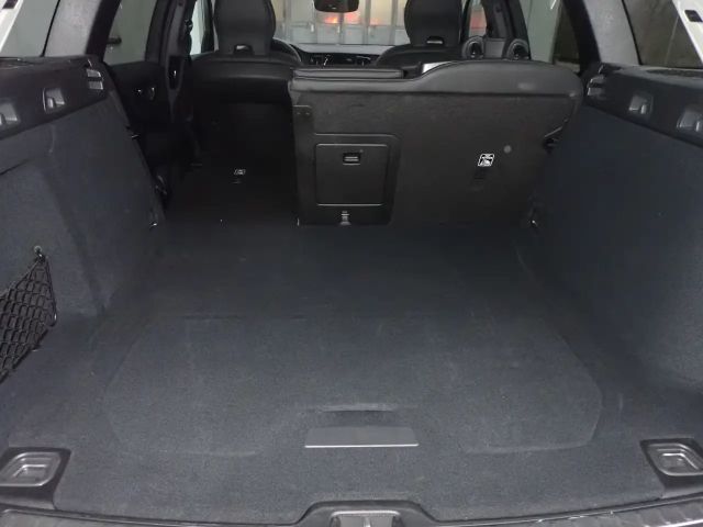 Volvo V60 AWD Dark Plus T6