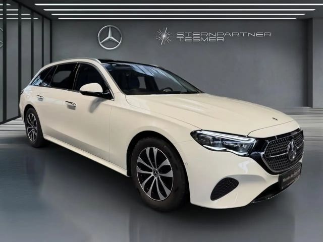 Mercedes-Benz E 200 AVANTGARDE Estate