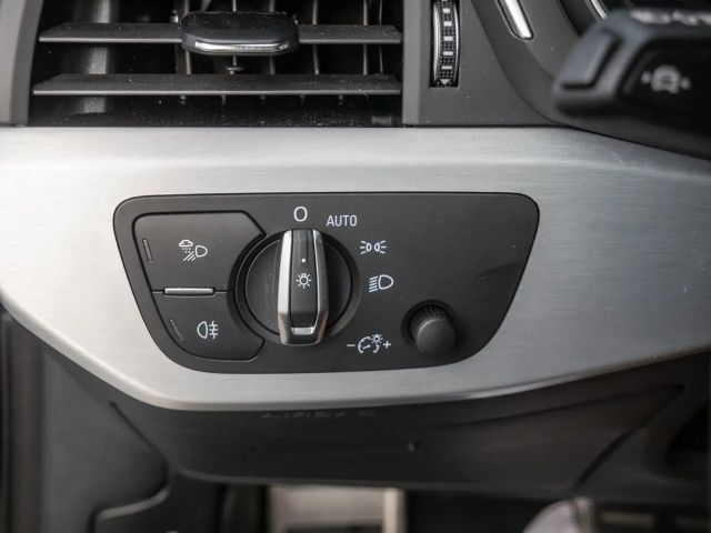 Audi A4 35 TDI Avant S-Line