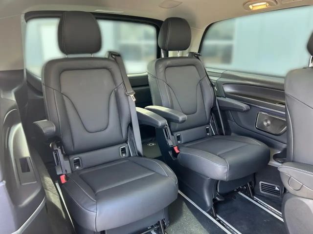 Mercedes-Benz EQV 300