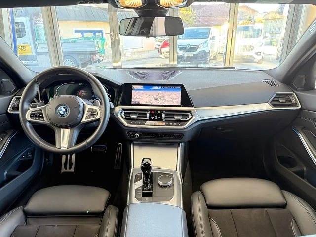 BMW 330 330e Touring