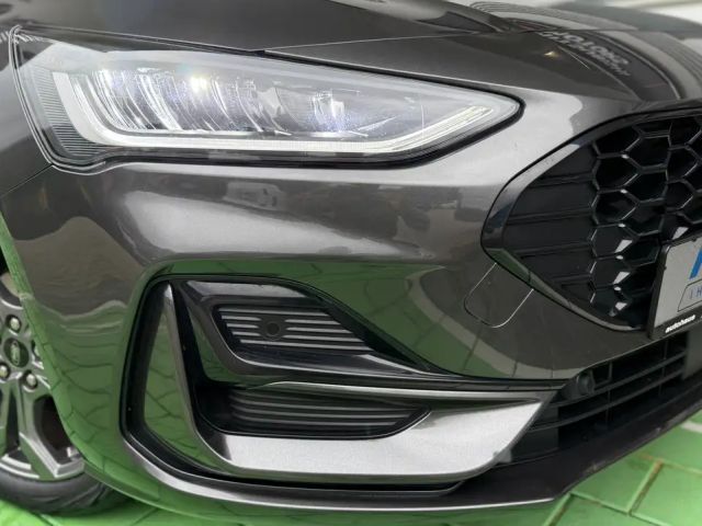 Ford Focus ST Line Wagon