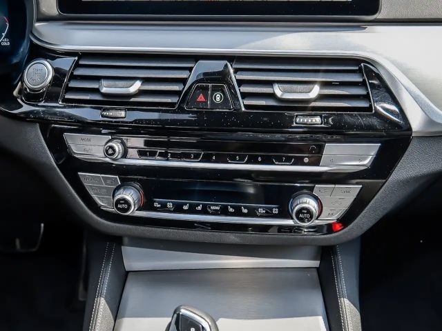 BMW 540 540d M-Sport xDrive