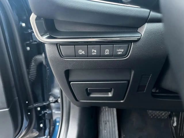 Mazda 3 Benzin 140 PS 6AG Centre-Line Design-P Navi