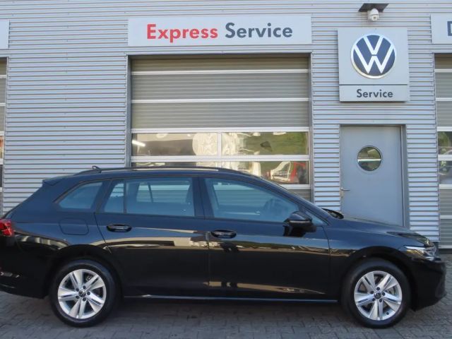 Volkswagen Golf 2.0 TDI DSG Life Variant