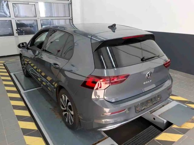 Volkswagen Golf 2.0 TDI DSG Golf VIII IQ.Drive