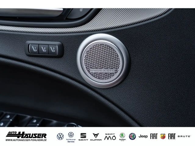 Alfa Romeo Stelvio AT8 Q4