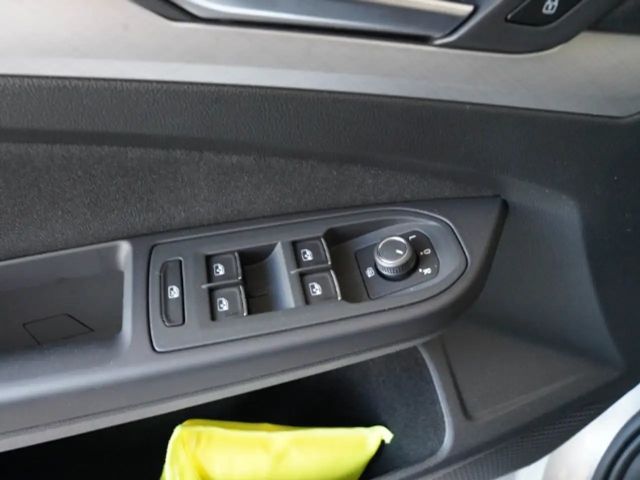 Volkswagen Golf 1.5 TSI Golf VIII