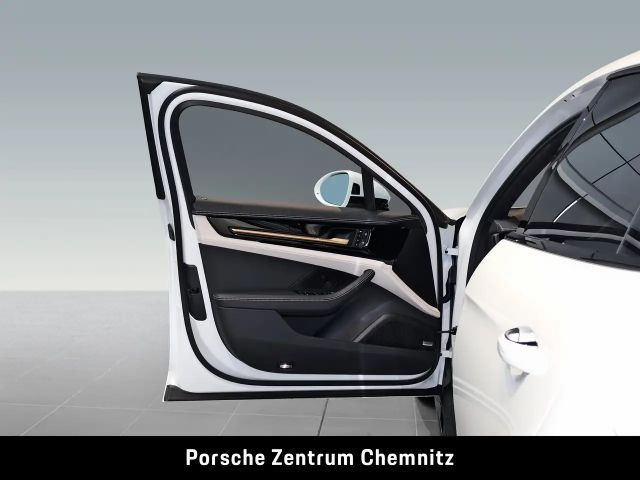 Porsche Panamera 4S E-Hybrid