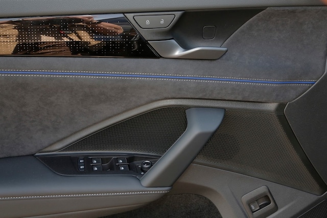 Volkswagen Tayron Tayron R-Line 2.0 TDI SCR 4Motion 7-Gang DSG