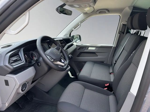 Volkswagen Transporter 6.1 Kombi Motor: 2,0 l TDI SCR 110 kW Getriebe: 6-Gang-Sch
