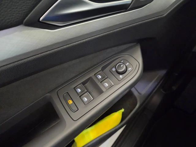 Volkswagen Golf Rabbit TSI