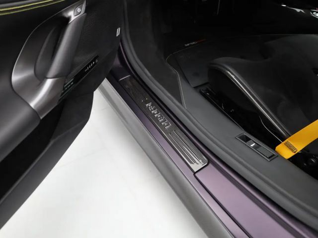 Ferrari SF90 Stradale