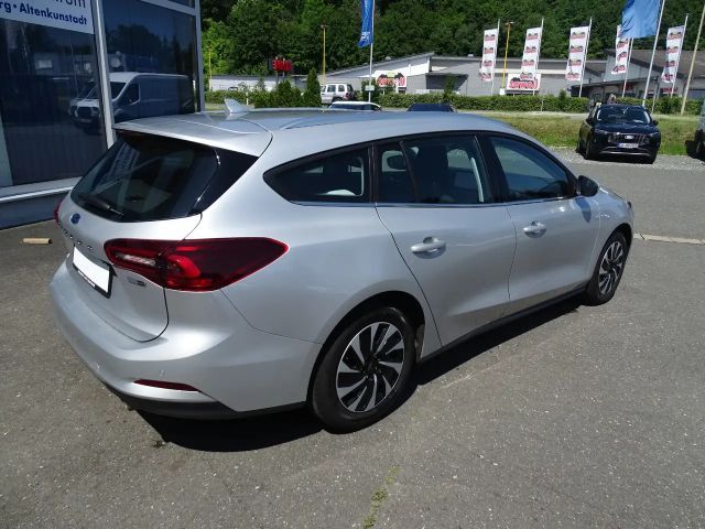 Ford Focus EcoBoost Titanium Wagon