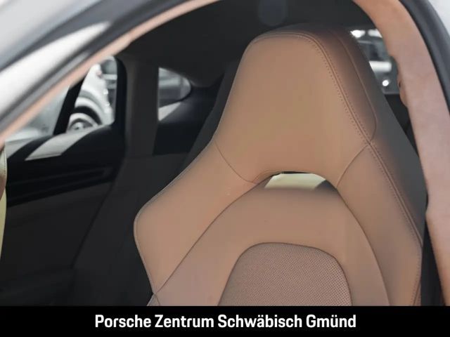 Porsche Panamera GTS