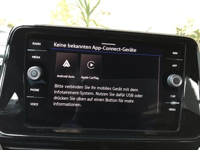 Volkswagen T-Roc 1.5 TSI DSG R-Line