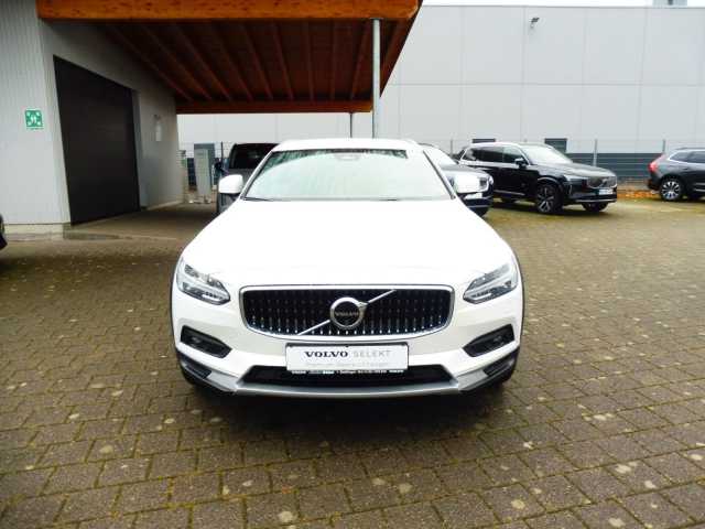 Volvo V90 Cross Country AWD Plus