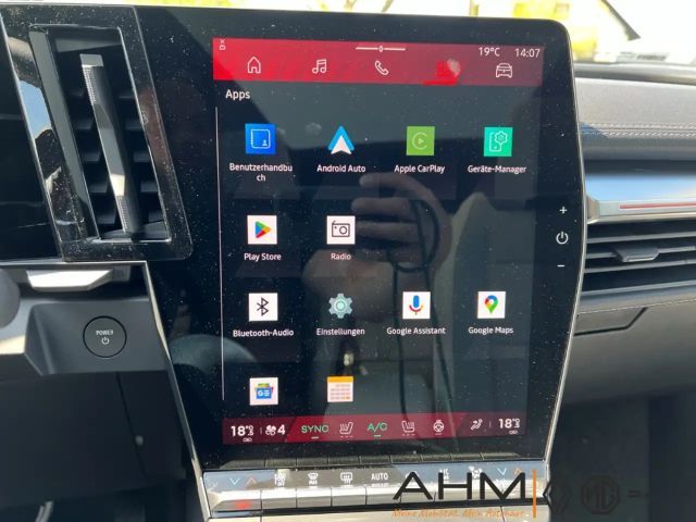 Renault Scenic E-Tech Iconic