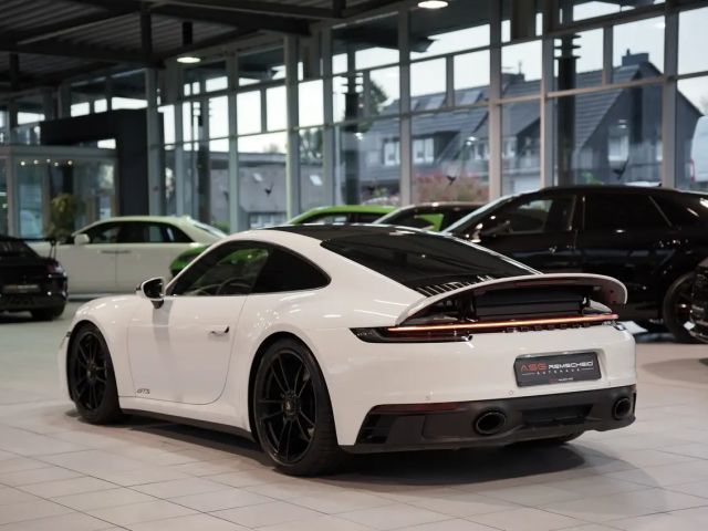 Porsche 911 Carrera Coupé GTS