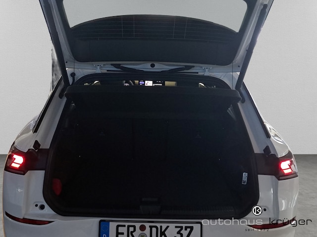 Volkswagen T-Roc 1.5 eTSI DSG R-Line