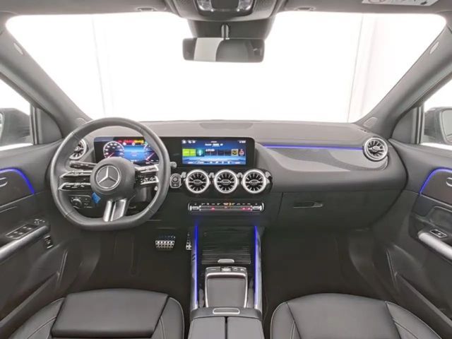 Mercedes-Benz GLA 200 AMG Line