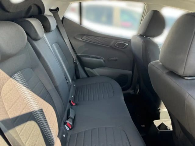 Hyundai i10 1.2 2WD Trend