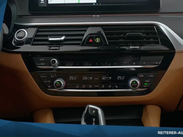 BMW 530 530e M-Sport xDrive