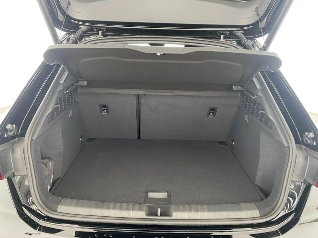 Audi A3 30 TFSI Sedan