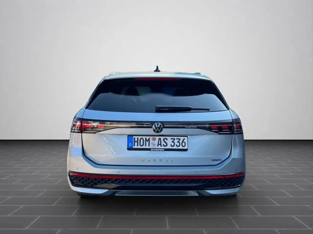 Volkswagen Passat IQ.Drive R-Line