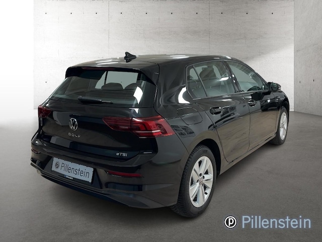 Volkswagen Golf 1.5 eTSI DSG Life