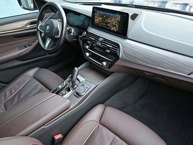 BMW 530 530e Touring xDrive