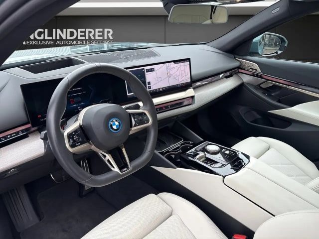 BMW i5 M-Sport Sedan eDrive40