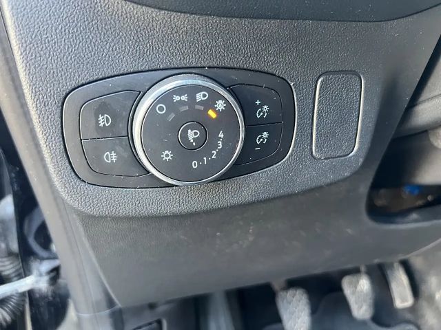 Ford Puma EcoBoost Titanium