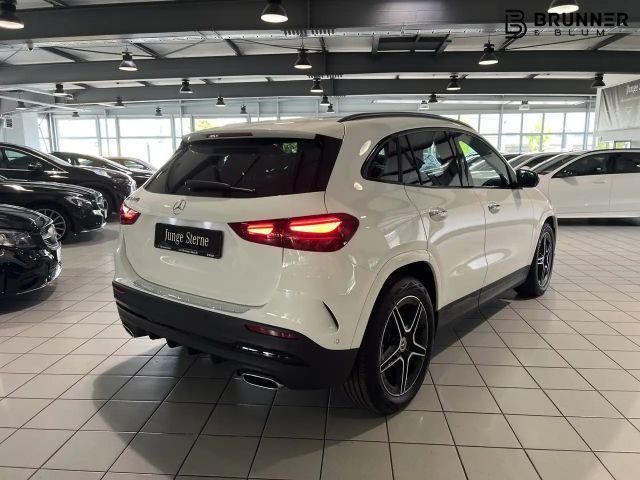 Mercedes-Benz GLA 200 AMG Line