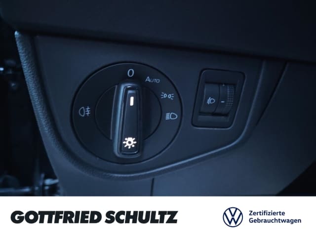 Volkswagen Polo Polo GOAL CARPLAY SITZHEIZUNG EINPARKHILFE LED