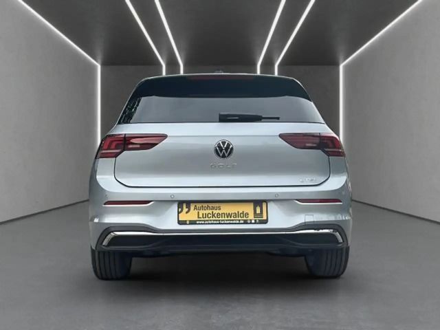 Volkswagen Golf 1.5 eTSI DSG Golf VIII Style