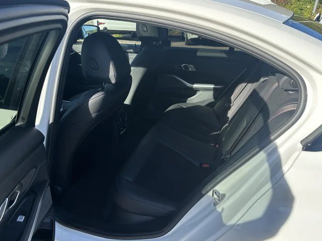 BMW 330 330i M-Sport Sedan