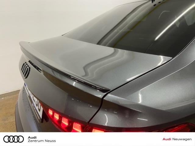 Audi RS3 Quattro S-Tronic Sedan