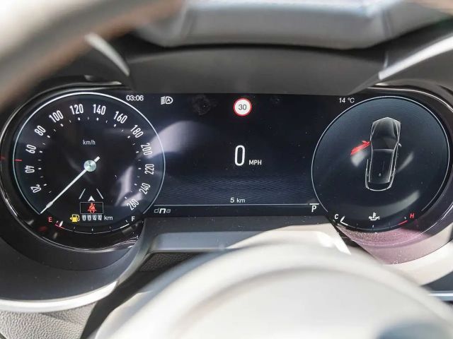 Alfa Romeo Stelvio AT8 Q4 Turbo