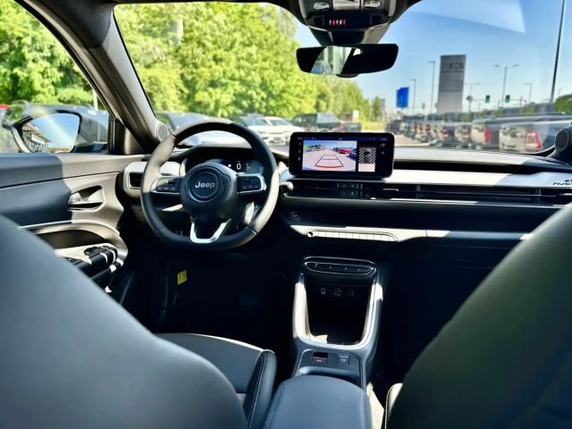 Jeep Avenger 1.2 e-Hybrid 4xe Upland AUT