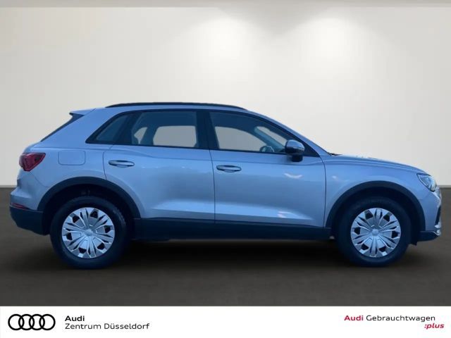 Audi Q3 45 TFSI Ambiente Hybride