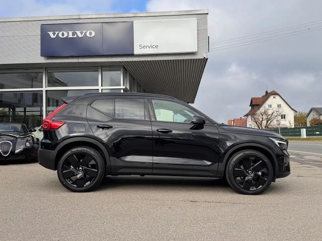 Volvo XC40 B4*Black Edition*NP&#128;57590*Pano*ACC*BLIS